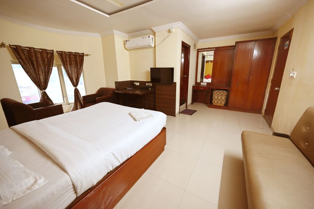 couple suite rooms in JP Nagar